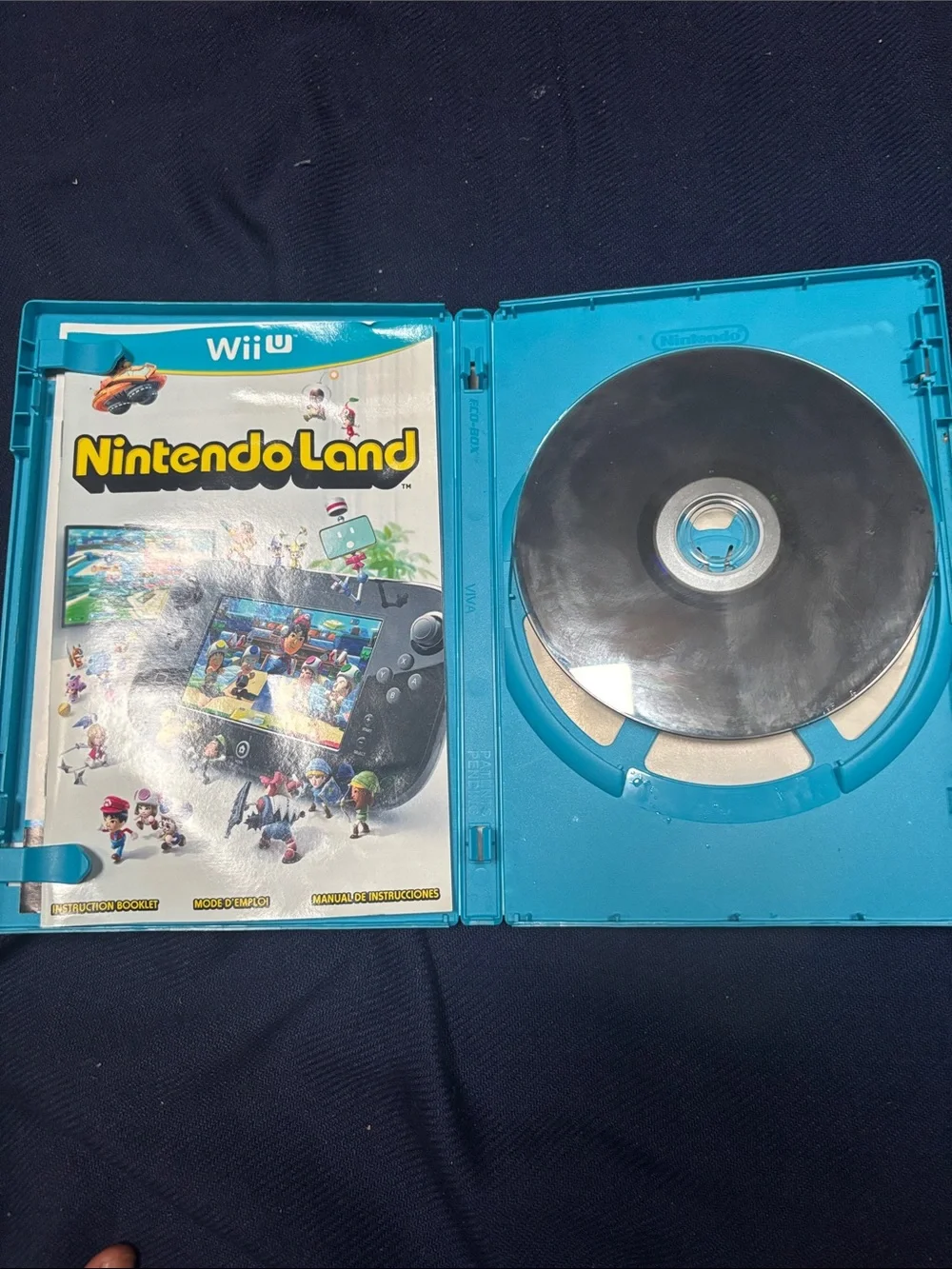 Nintendo NintendoLand Wii U - Teal Blue Case